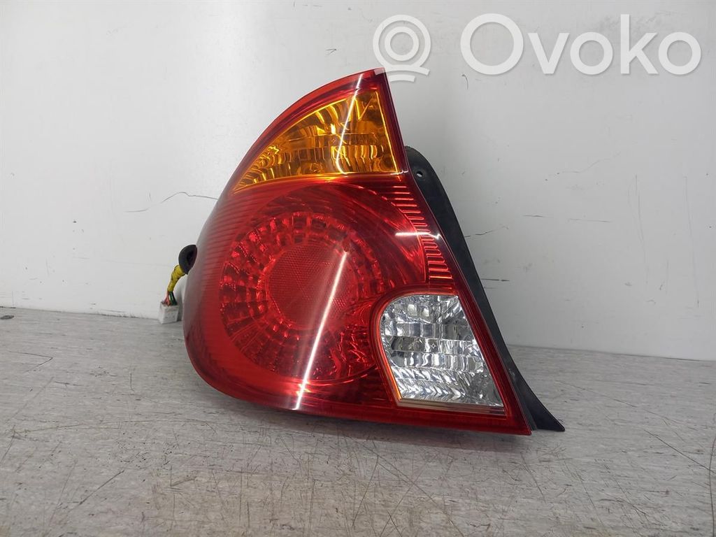Hyundai Accent Aizmugurējais lukturis virsbūvē 