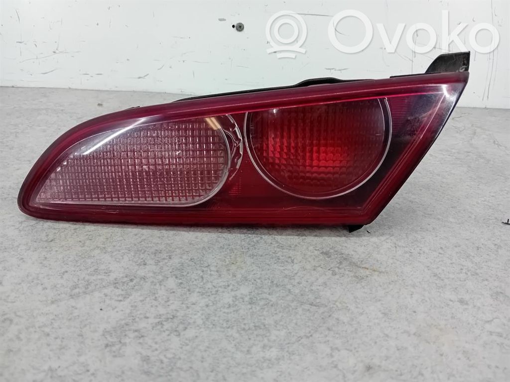 Alfa Romeo 159 Galinis žibintas dangtyje 