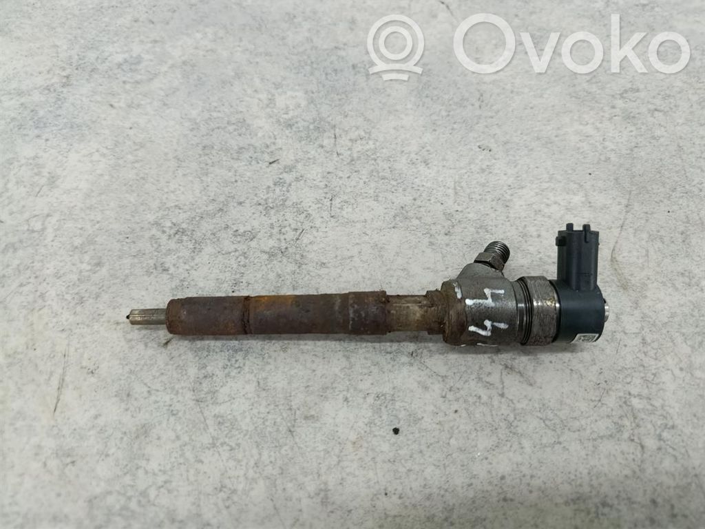 Opel Corsa D Inyector de combustible 