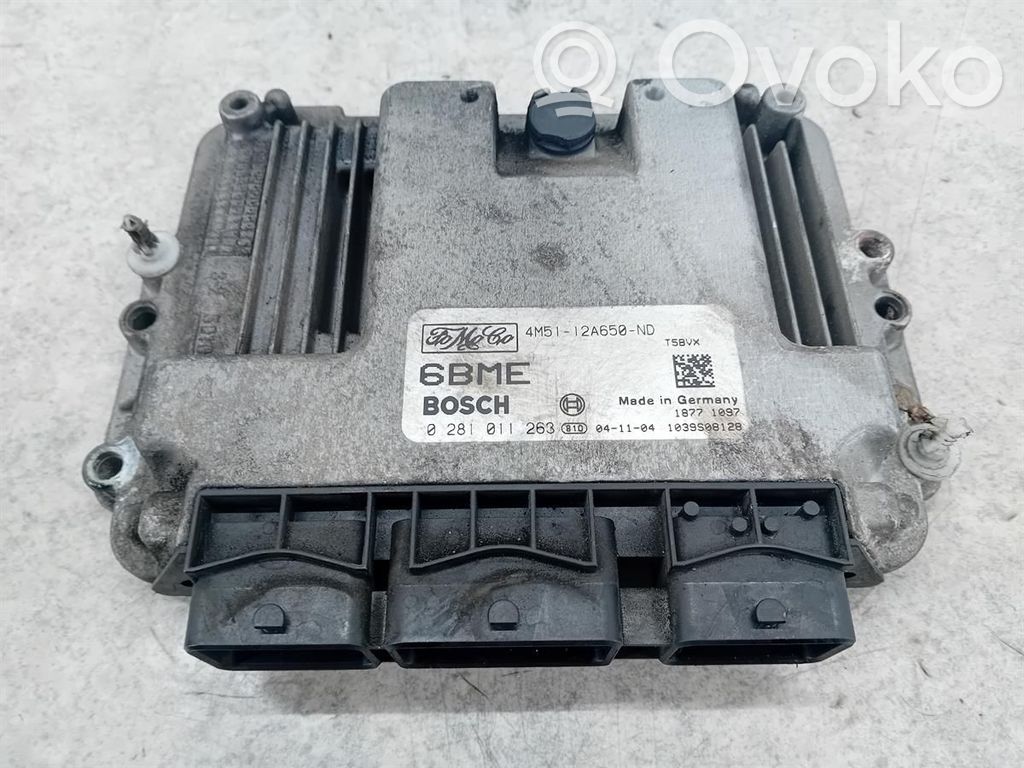 Unité de commande, module ECU de moteur   4M5112A650ND