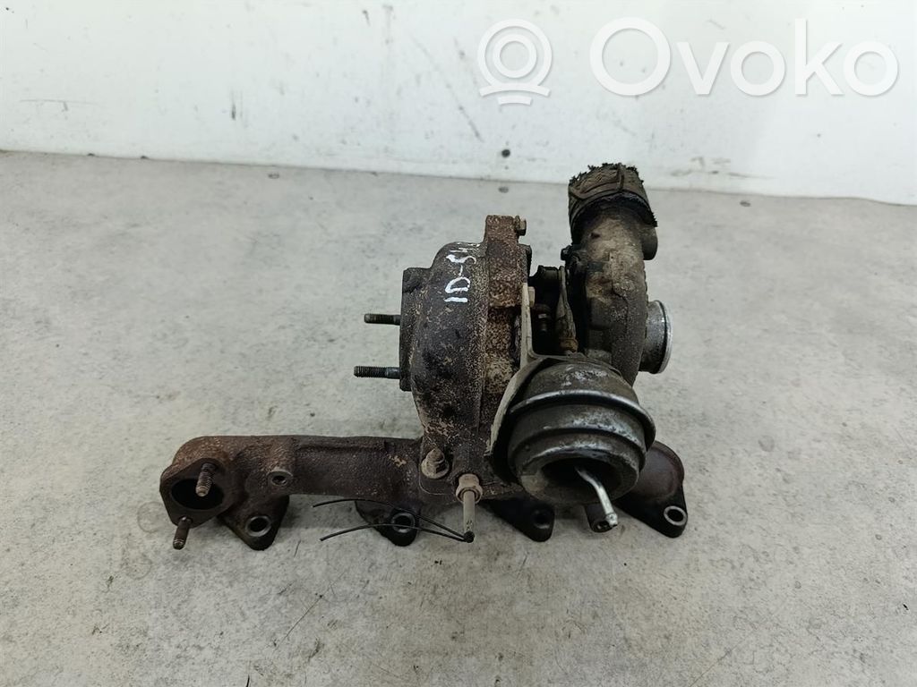 KIA Carens I Turbina 