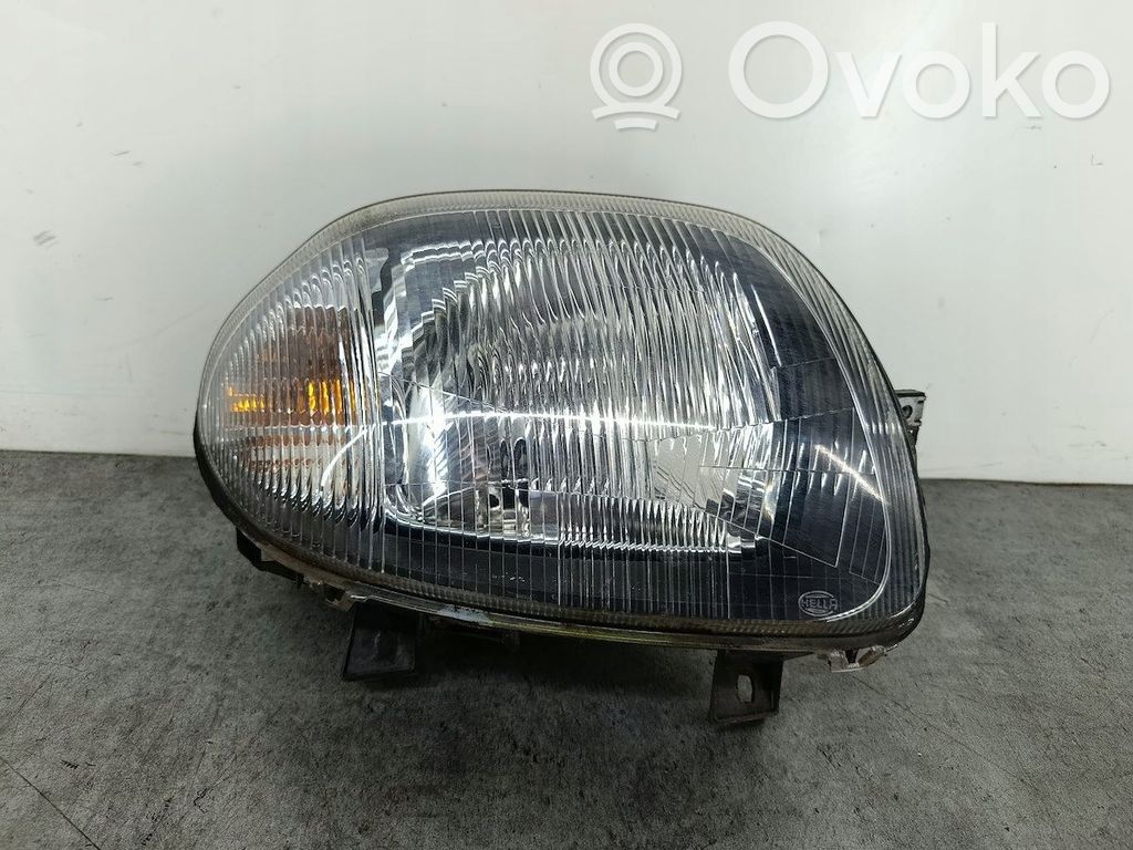 Renault Clio II Scheinwerfer 