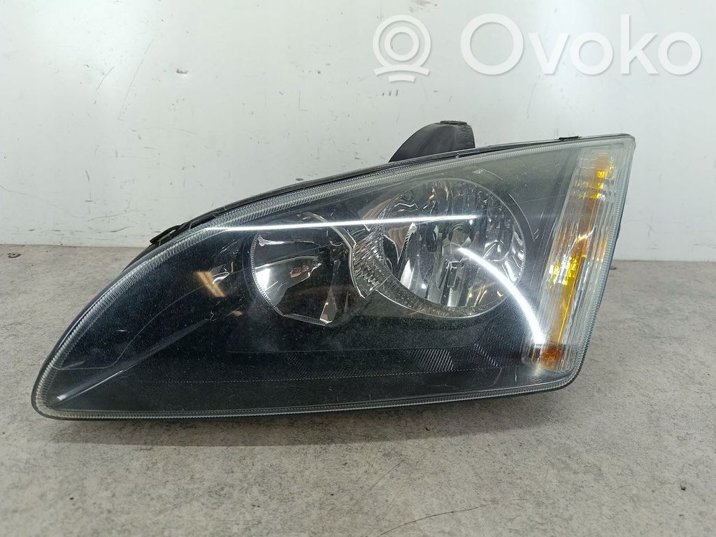Ford Focus Scheinwerfer 