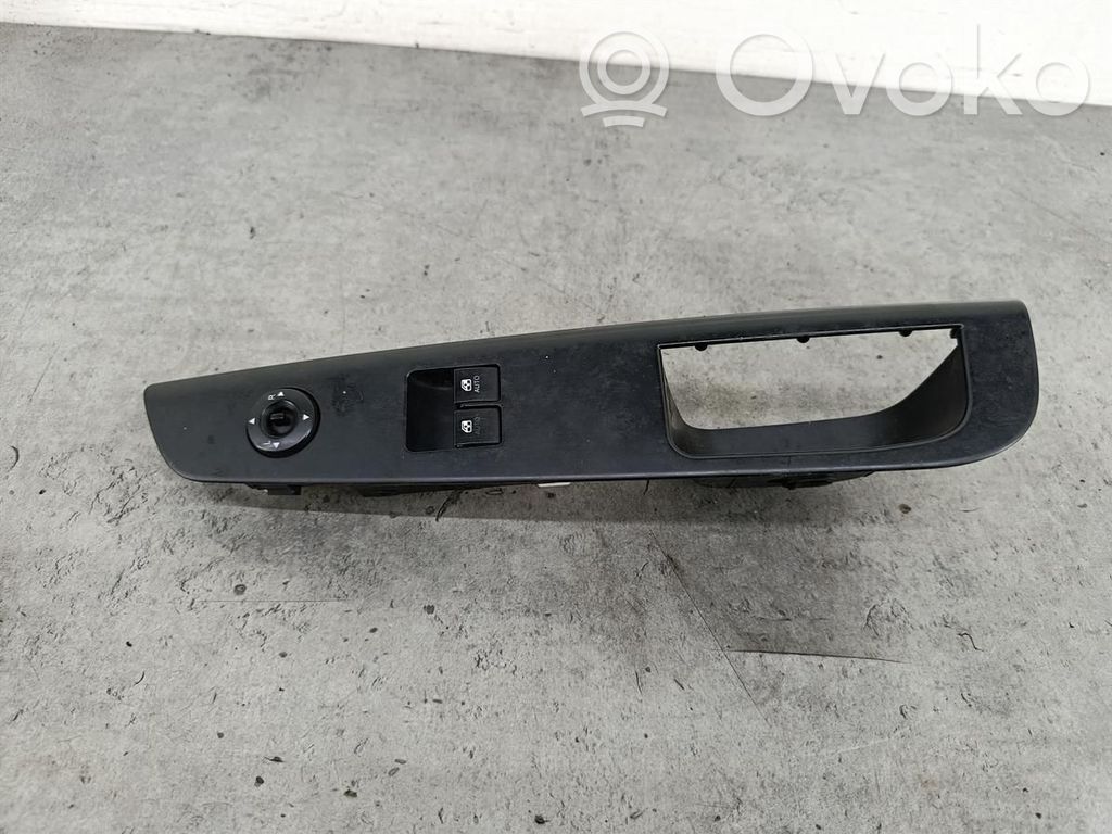 KIA Ceed Interruptor de la ventanilla de ventilación 