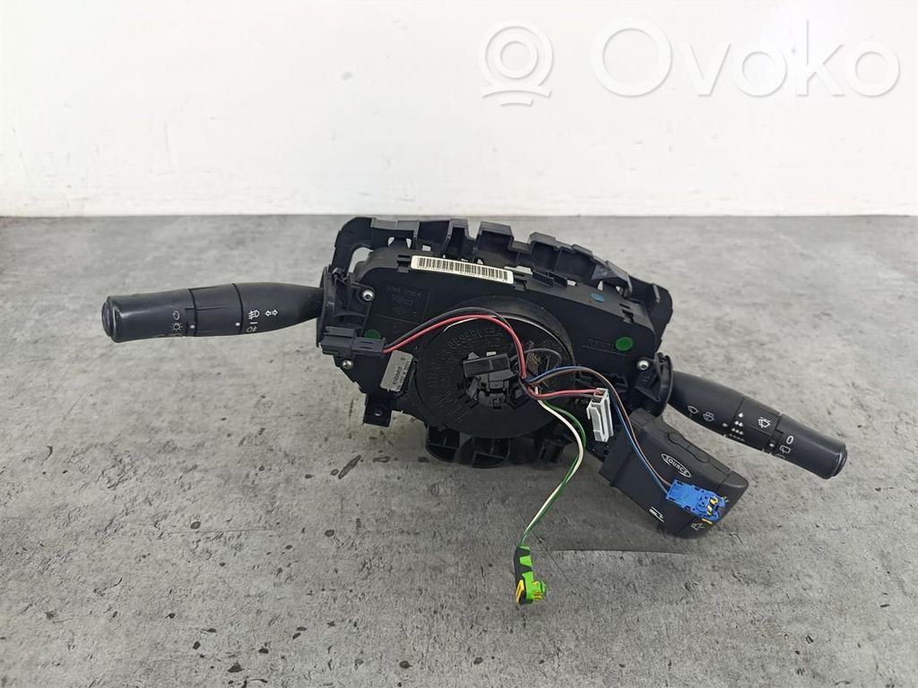 Renault Megane II Interruptor/palanca de limpiador de luz de giro 