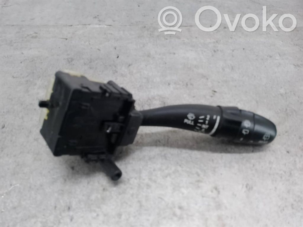 Pyyhkijän vipu   934201H200