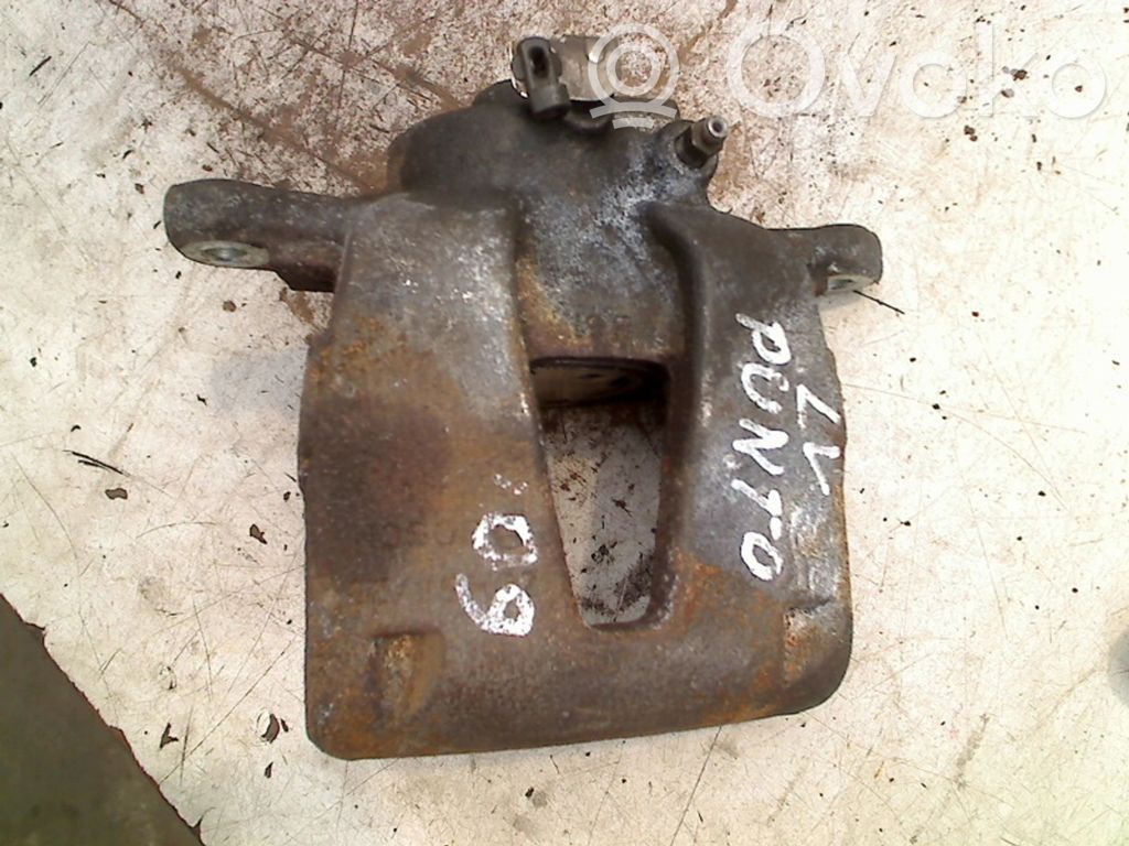 Fiat Punto (199) Etujarrusatula 
