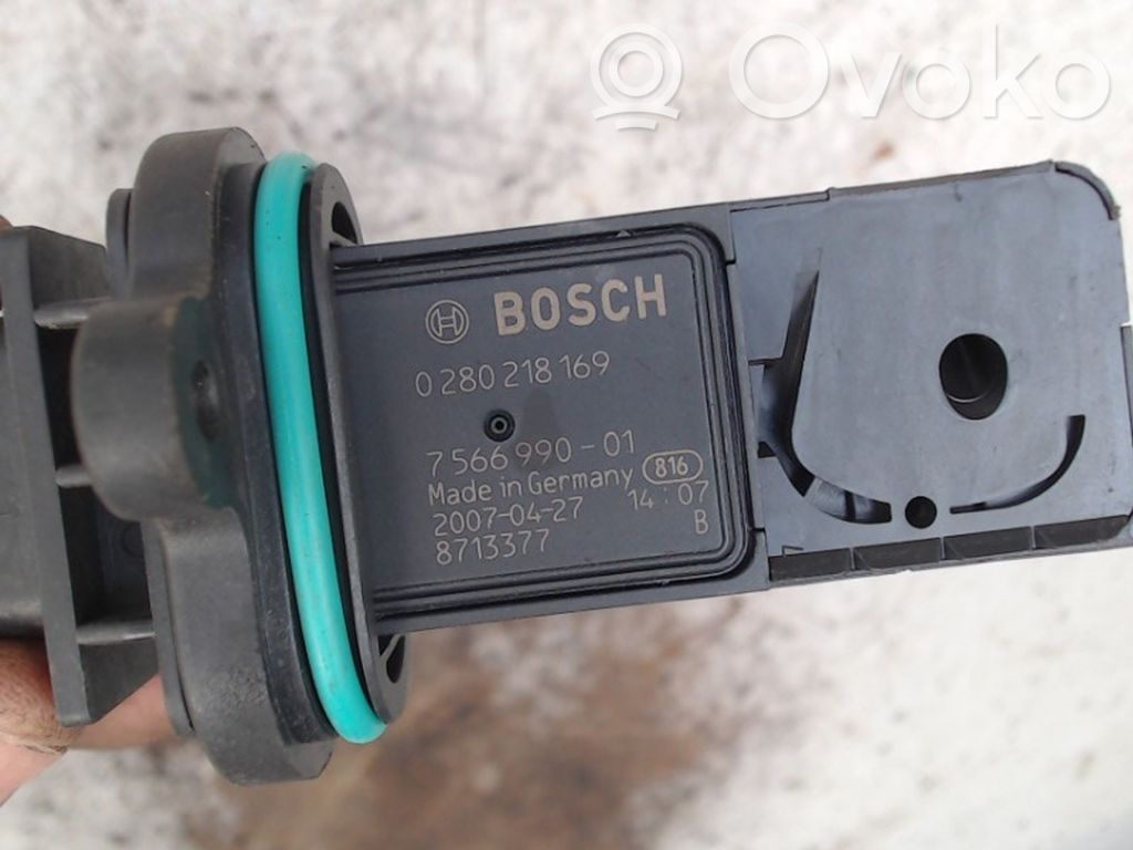 BMW 5 E60 E61 Mass air flow meter 