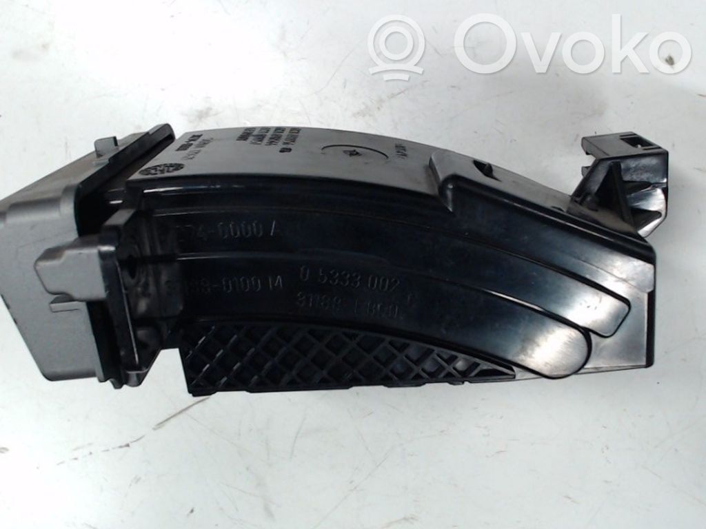 BMW 7 E65 E66 Kita panelės detalė 