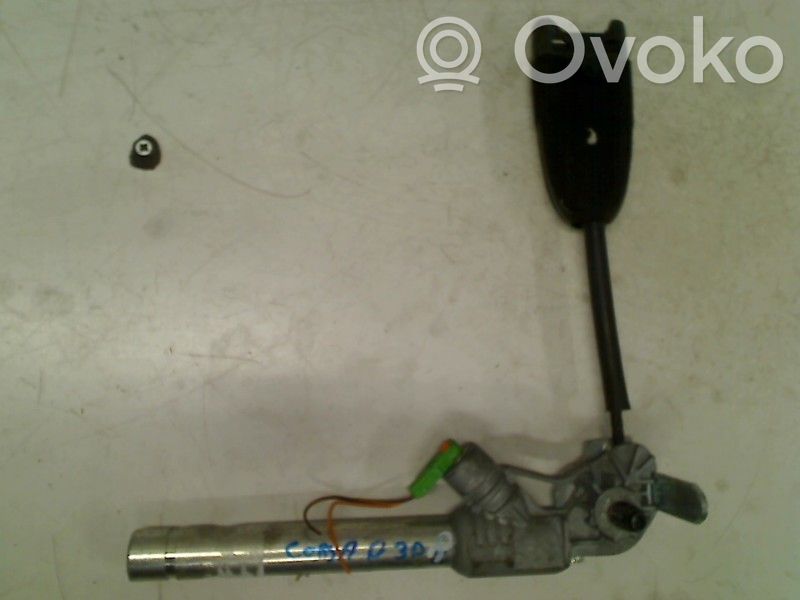 Opel Corsa D Hebilla del cinturón delantero 