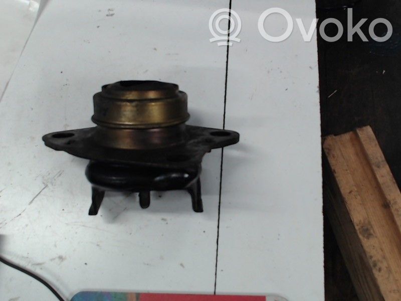 Renault Megane I Engine mount bracket 