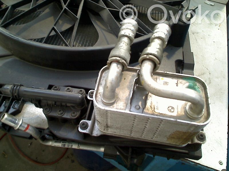 BMW 5 E60 E61 Radiator ulei motor 