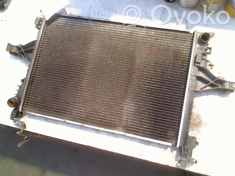 Volvo V70 Set del radiatore 