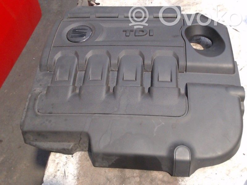 Couvercle cache moteur   04L103925M,04L103925M