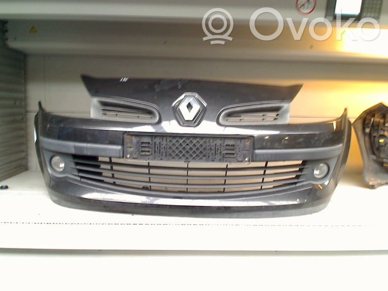 Parachoques delantero   8200402106,8200402106