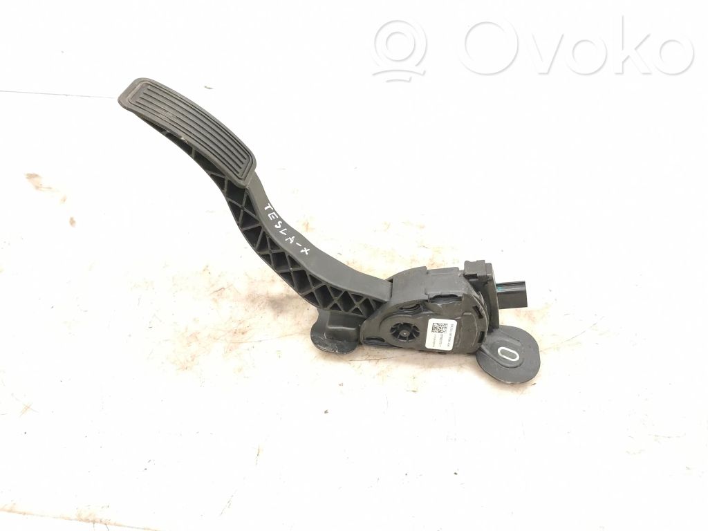 Tesla Model X Accelerator throttle pedal 