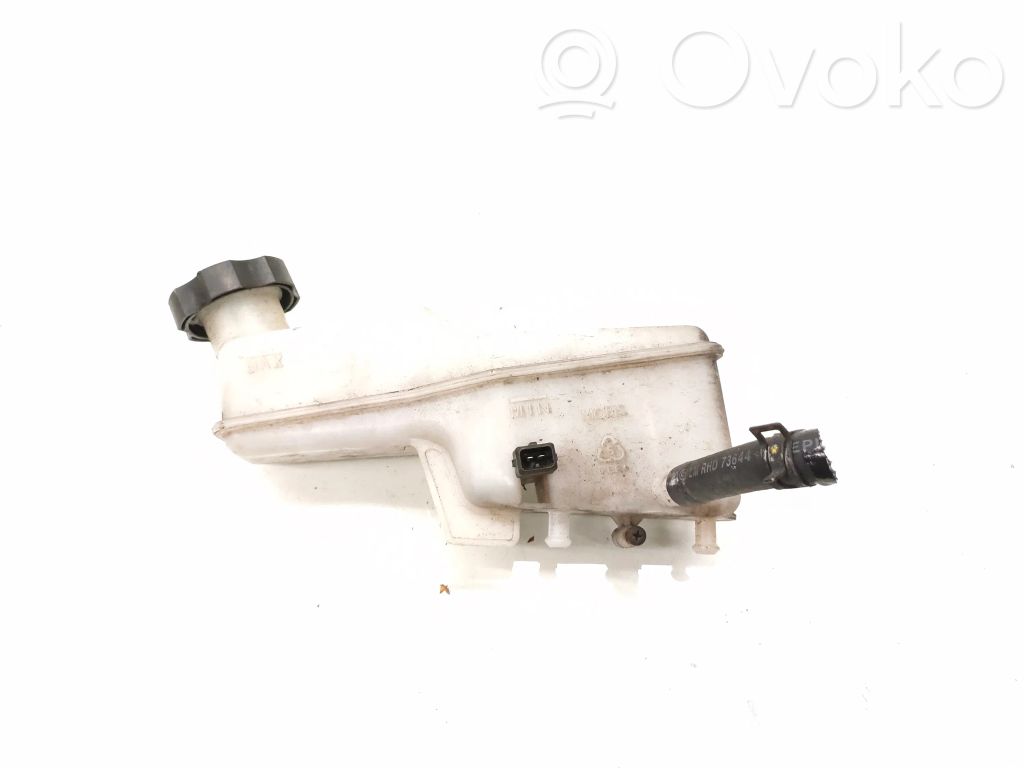 KIA Sportage Power steering fluid tank/reservoir 