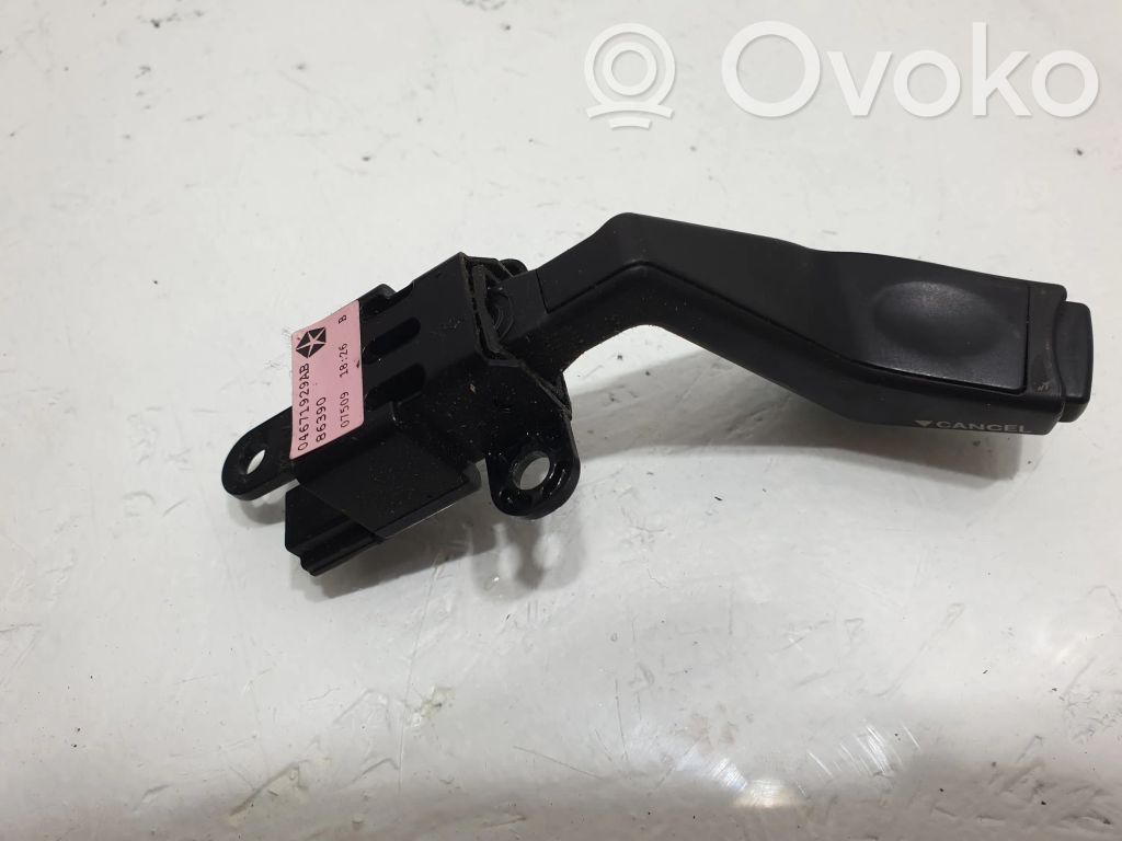 Chrysler Town & Country V Cruise control stalk 