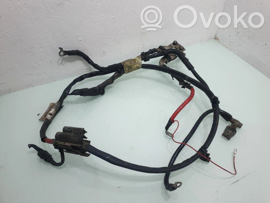 Cable positivo (batería)   30752629
