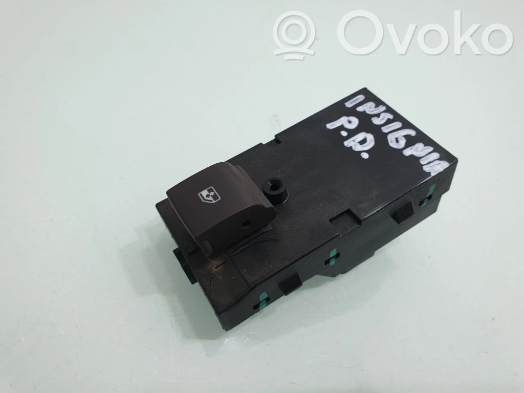 Opel Insignia A Electric window control switch 