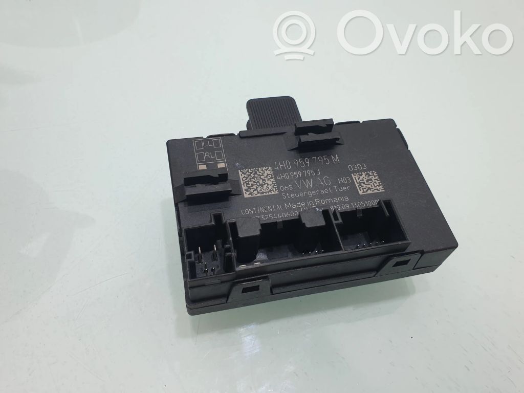 Volkswagen Touareg II Door control unit/module 