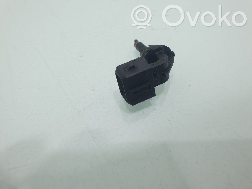 BMW 5 E60 E61 Intake air temperature sensor 