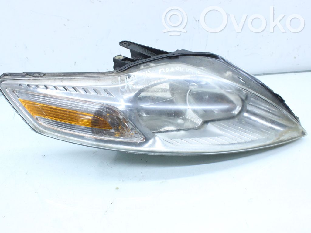 Ford Mondeo MK IV Lampa przednia 