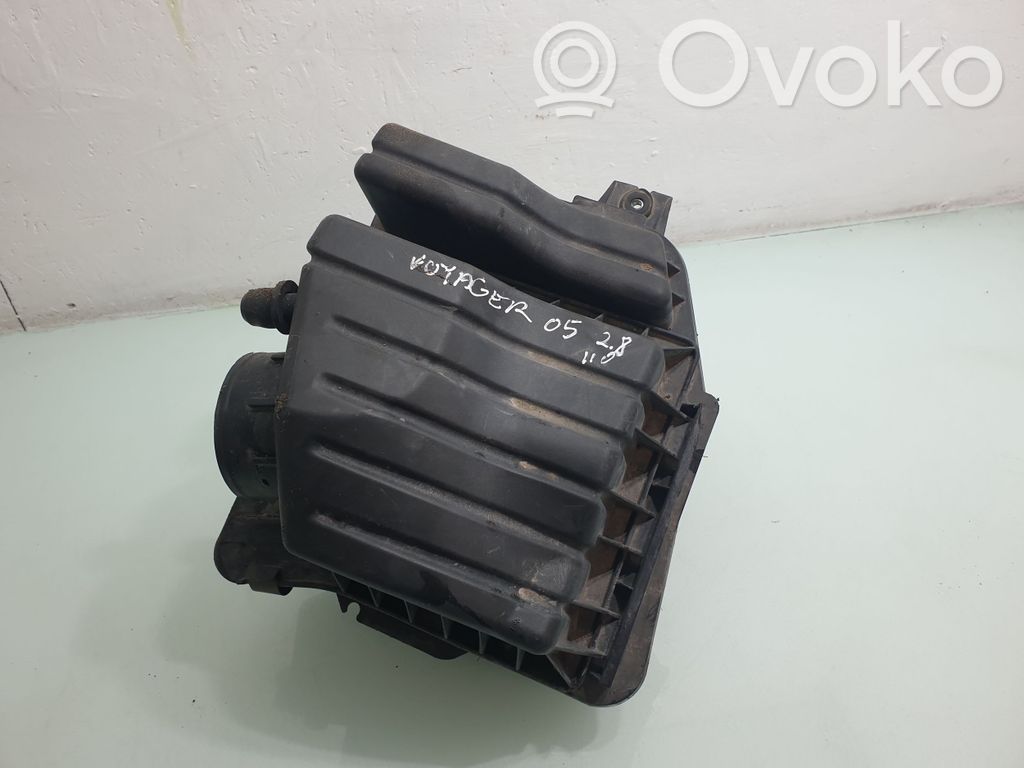 Air filter box