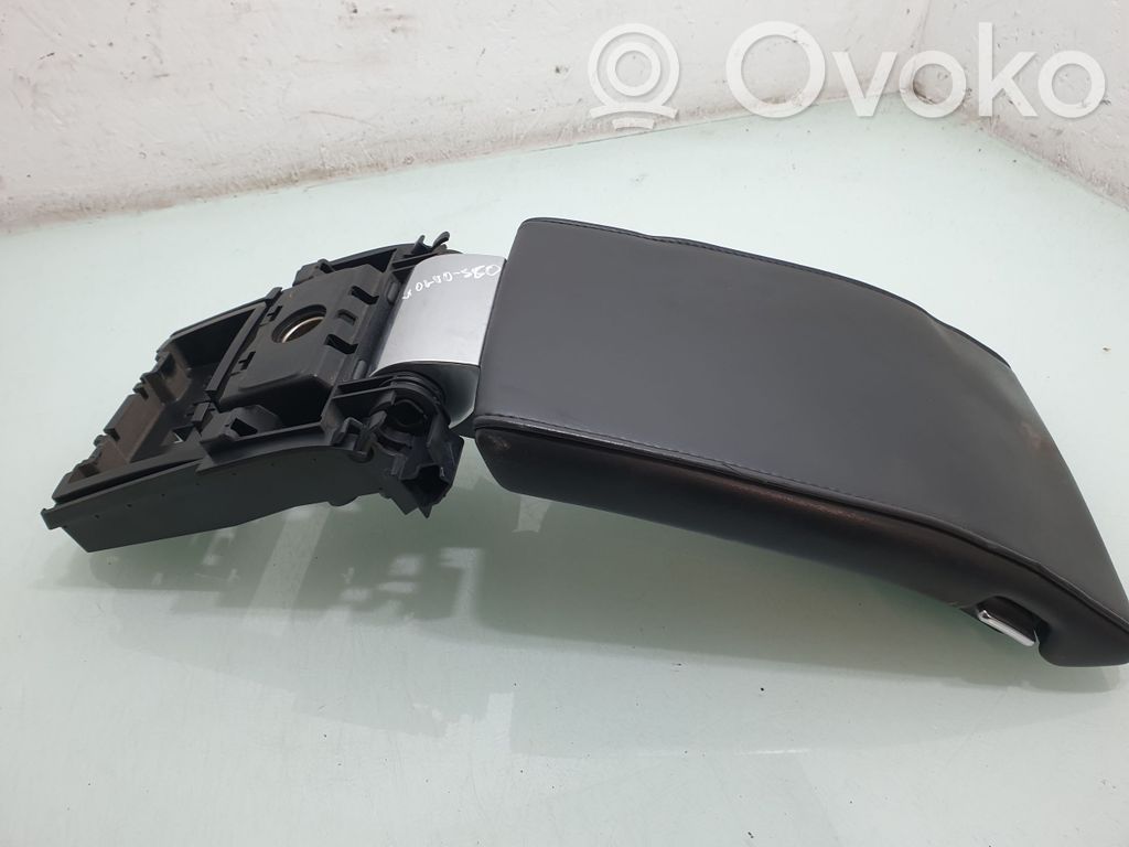 Volvo S80 Armrest 