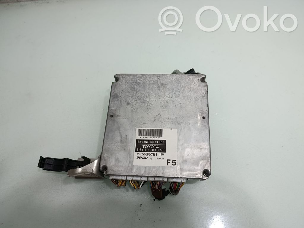 Toyota Corolla Verso AR10 Engine control unit/module 