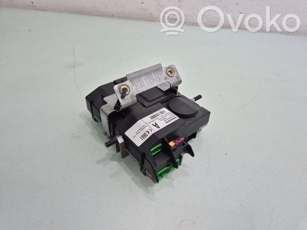Volvo XC90 Head unit multimedia control 