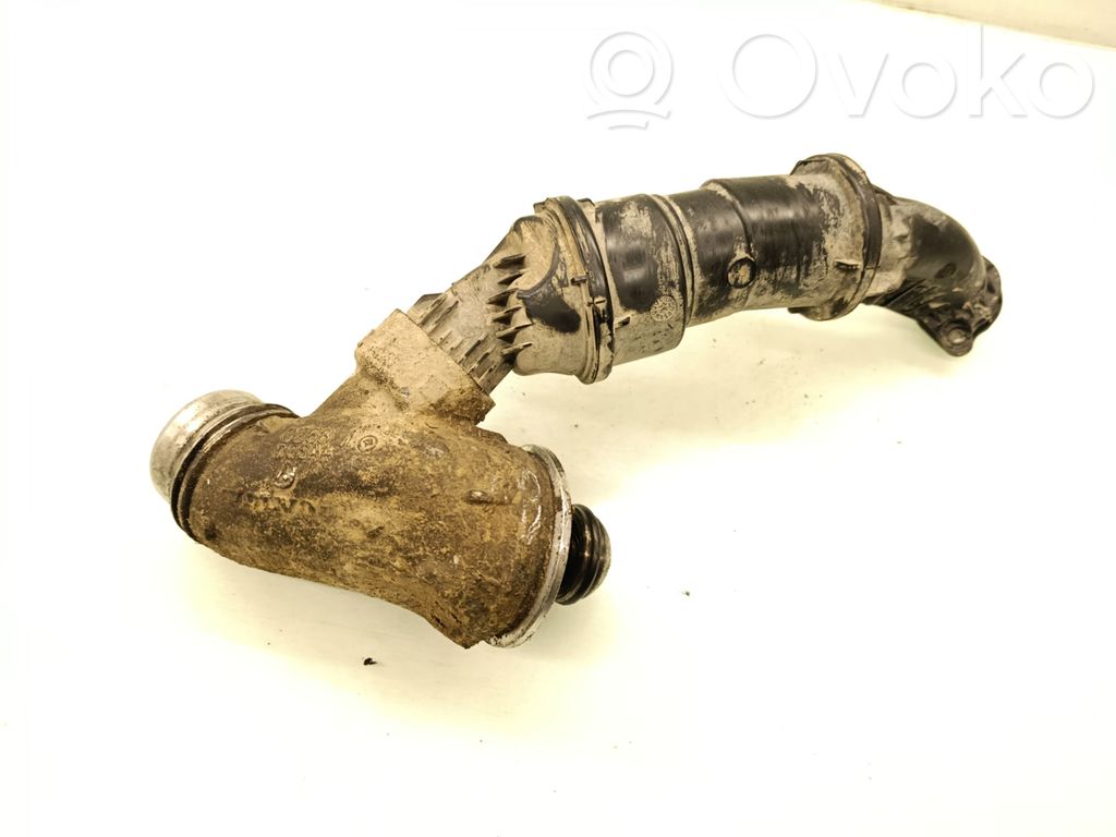 Volvo S60 Cześć układu próżniowego turbosprężarki 