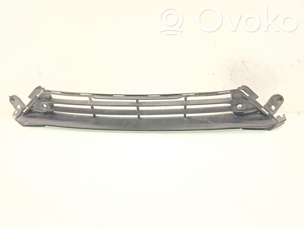 Volvo S60 Front bumper lower grill 
