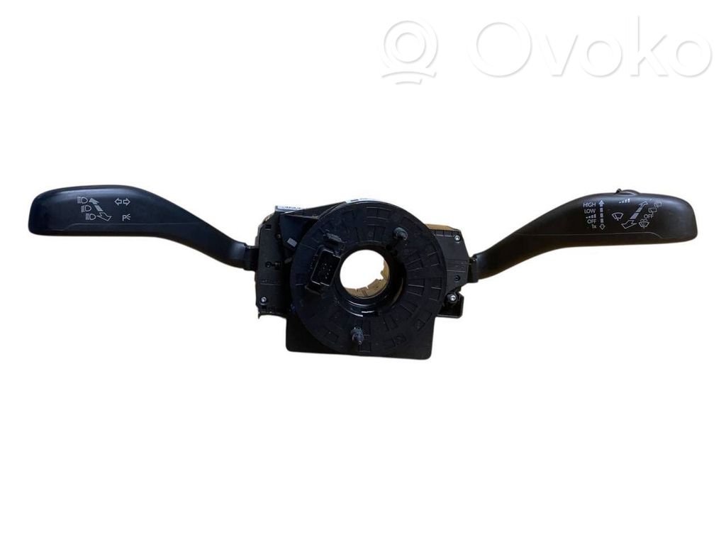 Volkswagen Polo V 6R Bloc semnalizator și ștergător parbriz 