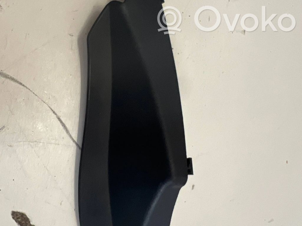 Mazda 2 Wiper trim 