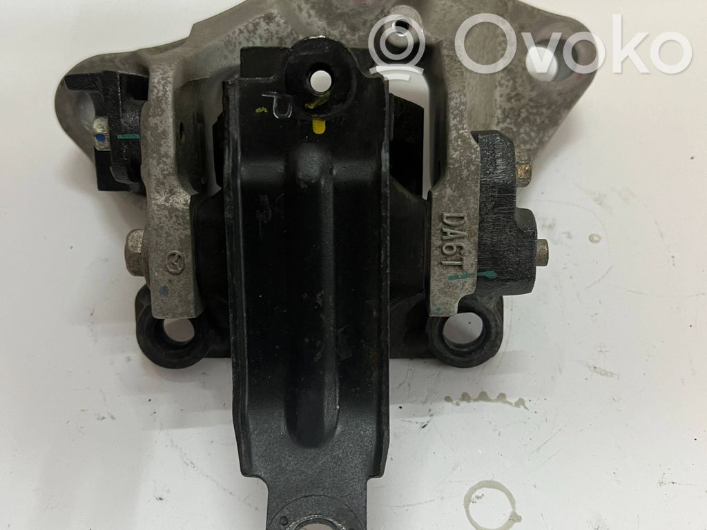 Mazda 2 Gearbox mounting bracket 