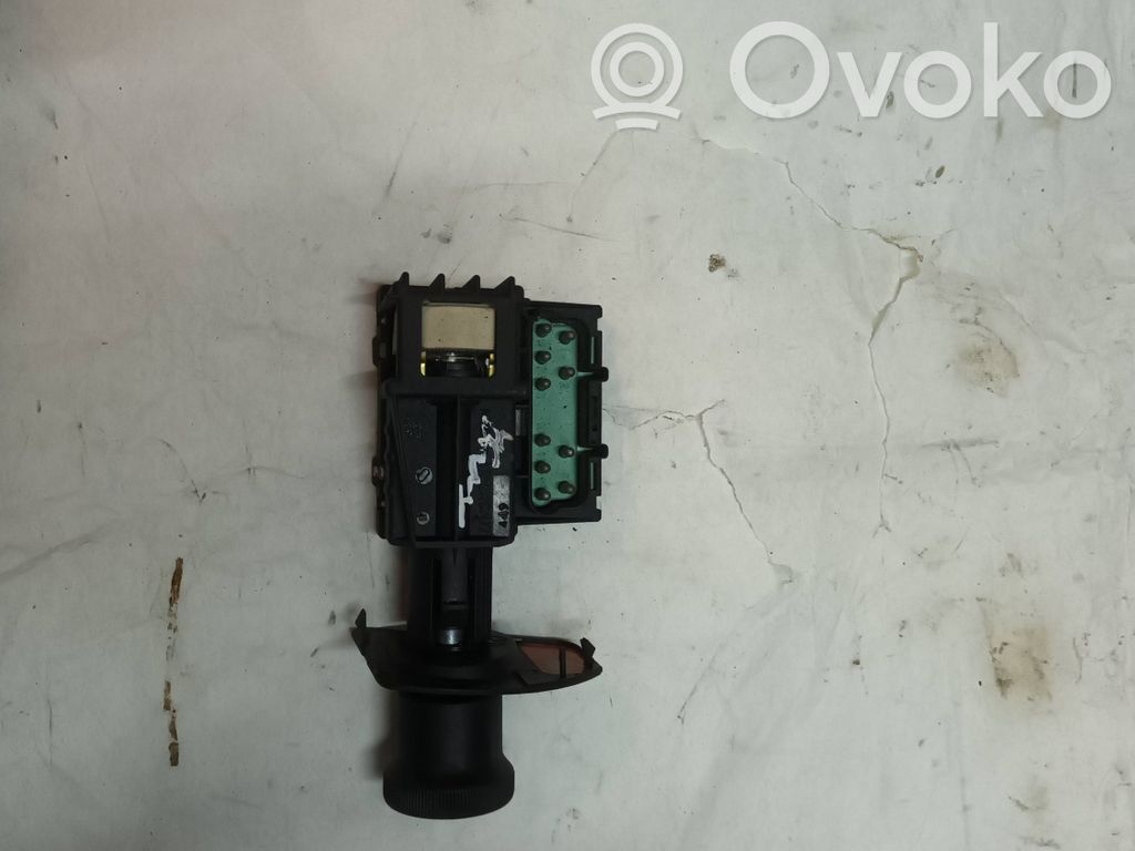 Light switch   549351022