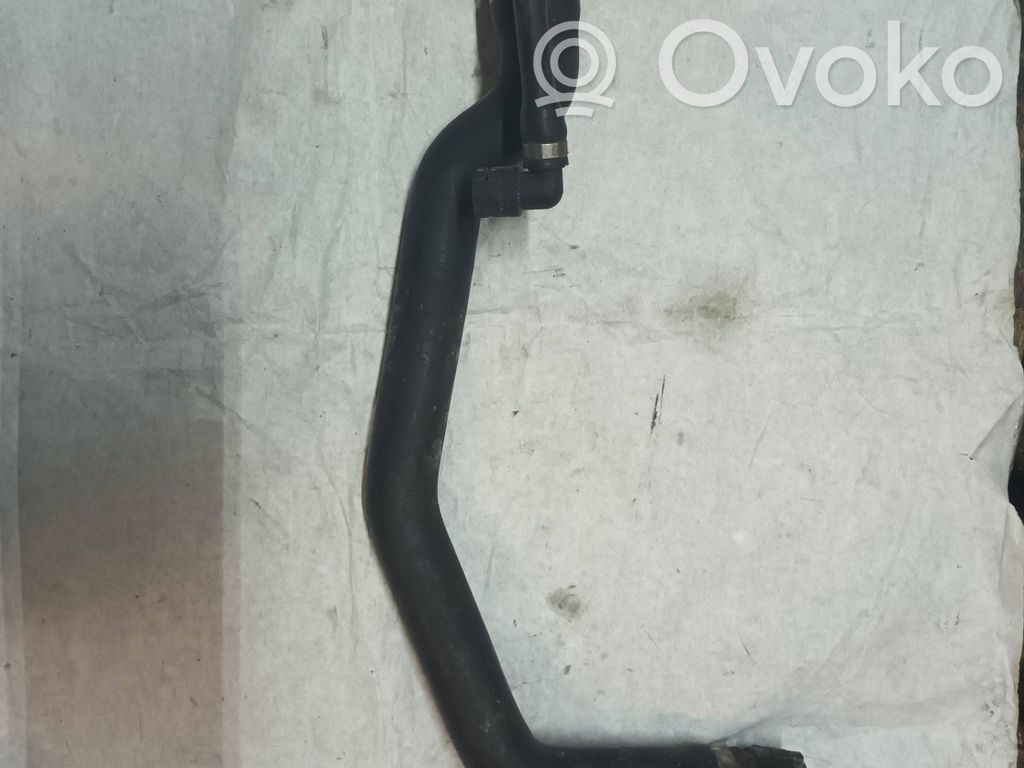 BMW 1 E81 E87 Engine coolant pipe/hose 