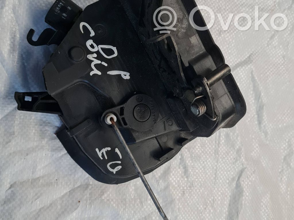 BMW 3 E46 Front door lock 