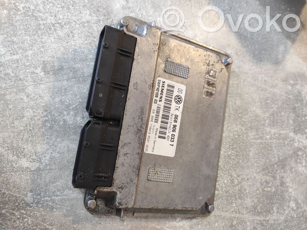 Volkswagen PASSAT B5.5 Engine control unit/module 