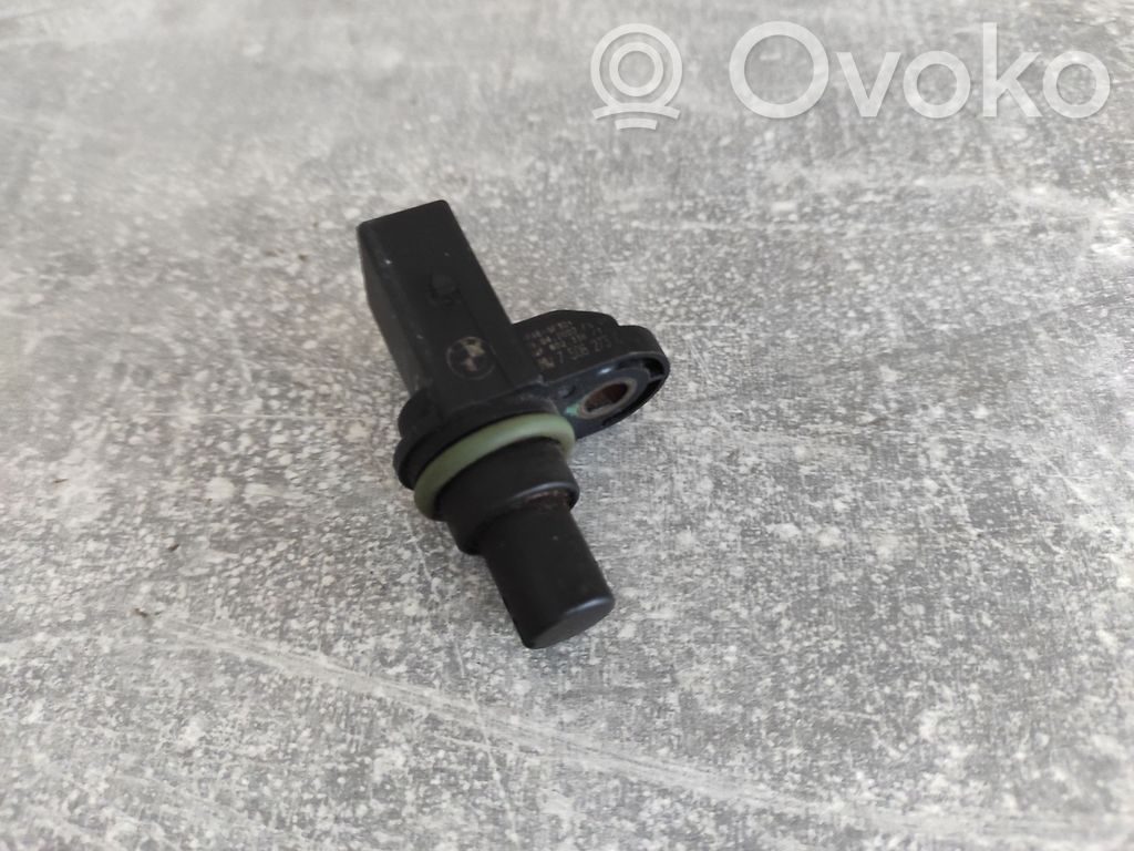 BMW 5 E39 Camshaft position sensor 