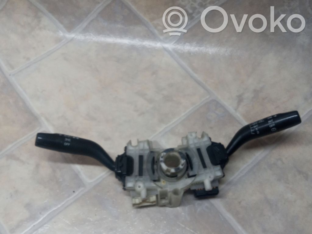 Mazda 323 F Commodo, commande essuie-glace/phare 
