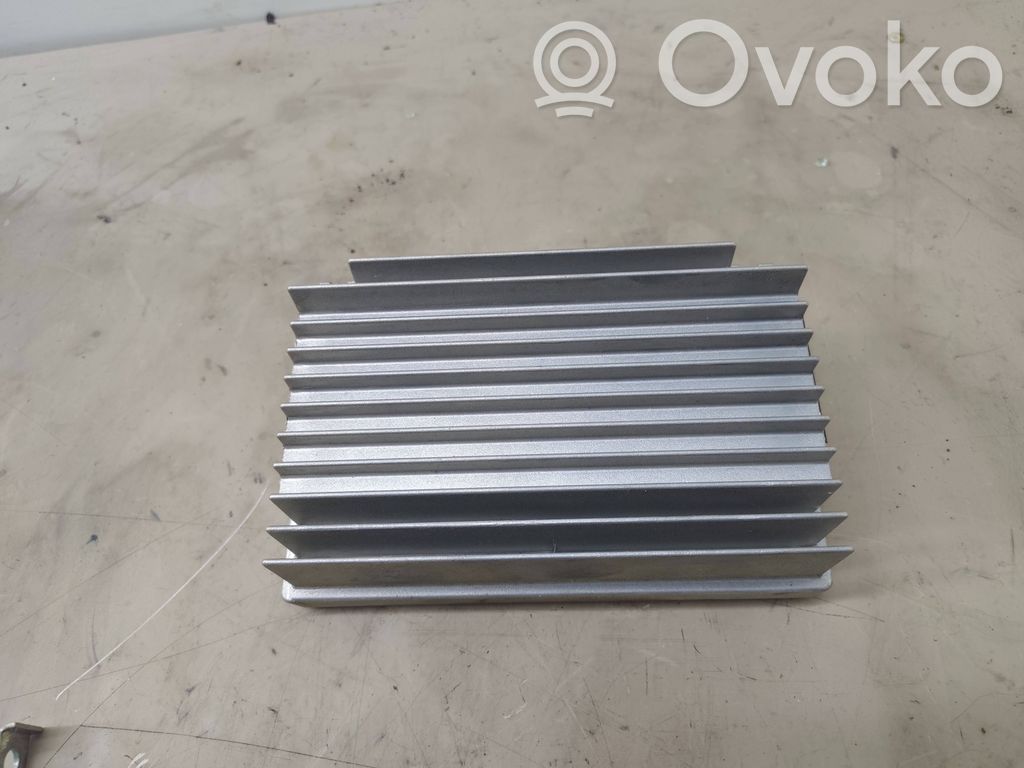 BMW X6 E71 Sound amplifier 