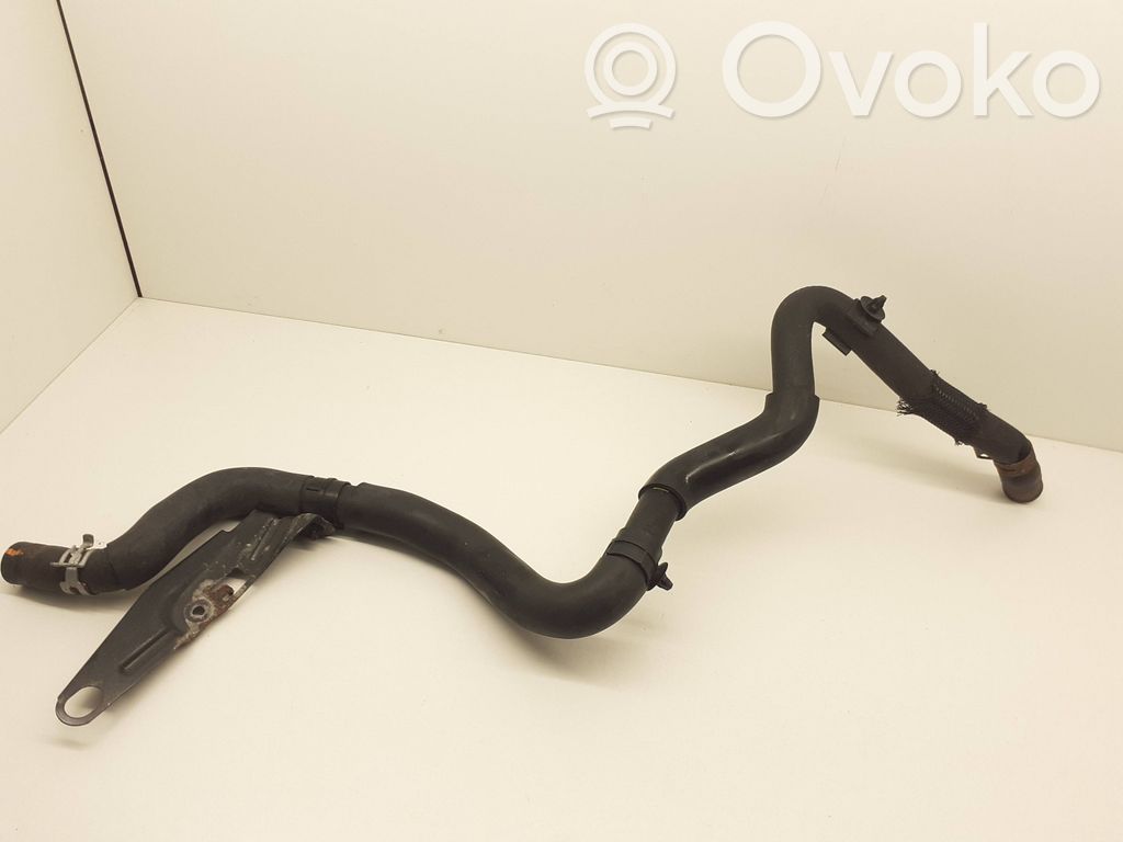 Engine coolant pipe/hose