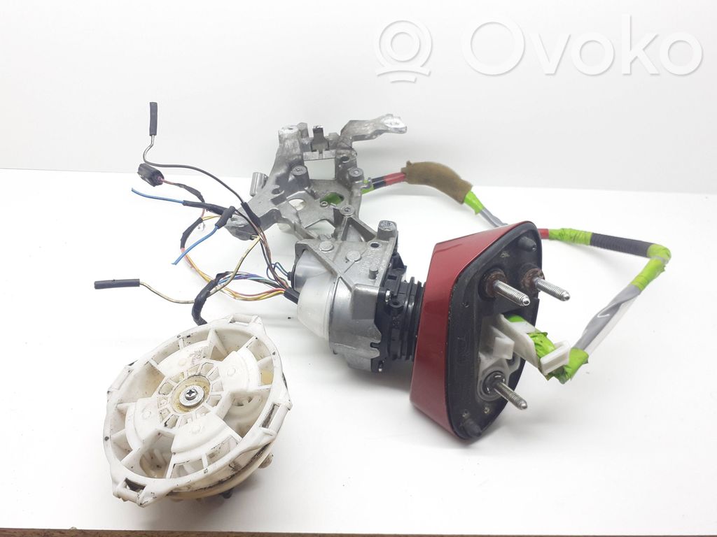 Element lusterka bocznego drzwi przednich   539881