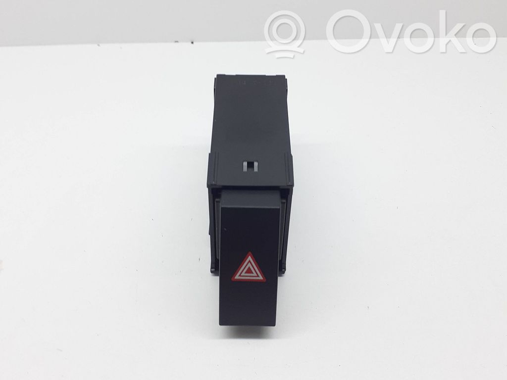 Lexus CT 200H Hazard light switch 