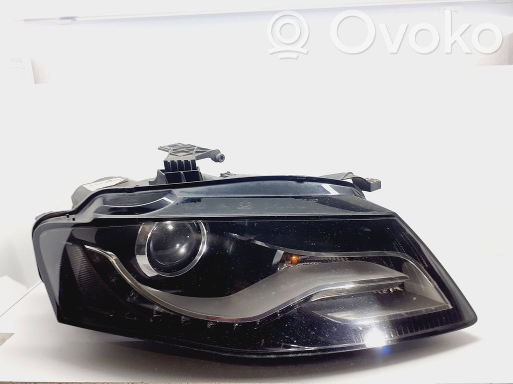 Audi A4 S4 B8 8K Lampa przednia 