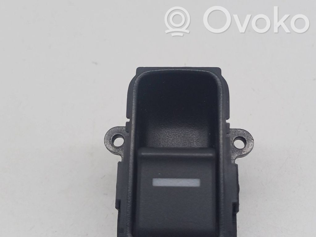Interruptor del elevalunas eléctrico   E528