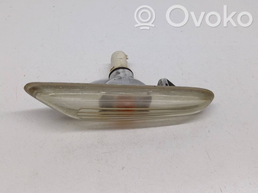 Etupuskurin suuntavilkku   4185L