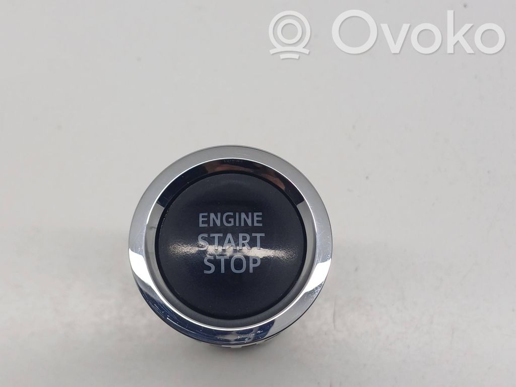Toyota RAV 4 (XA40) Engine start stop button switch 